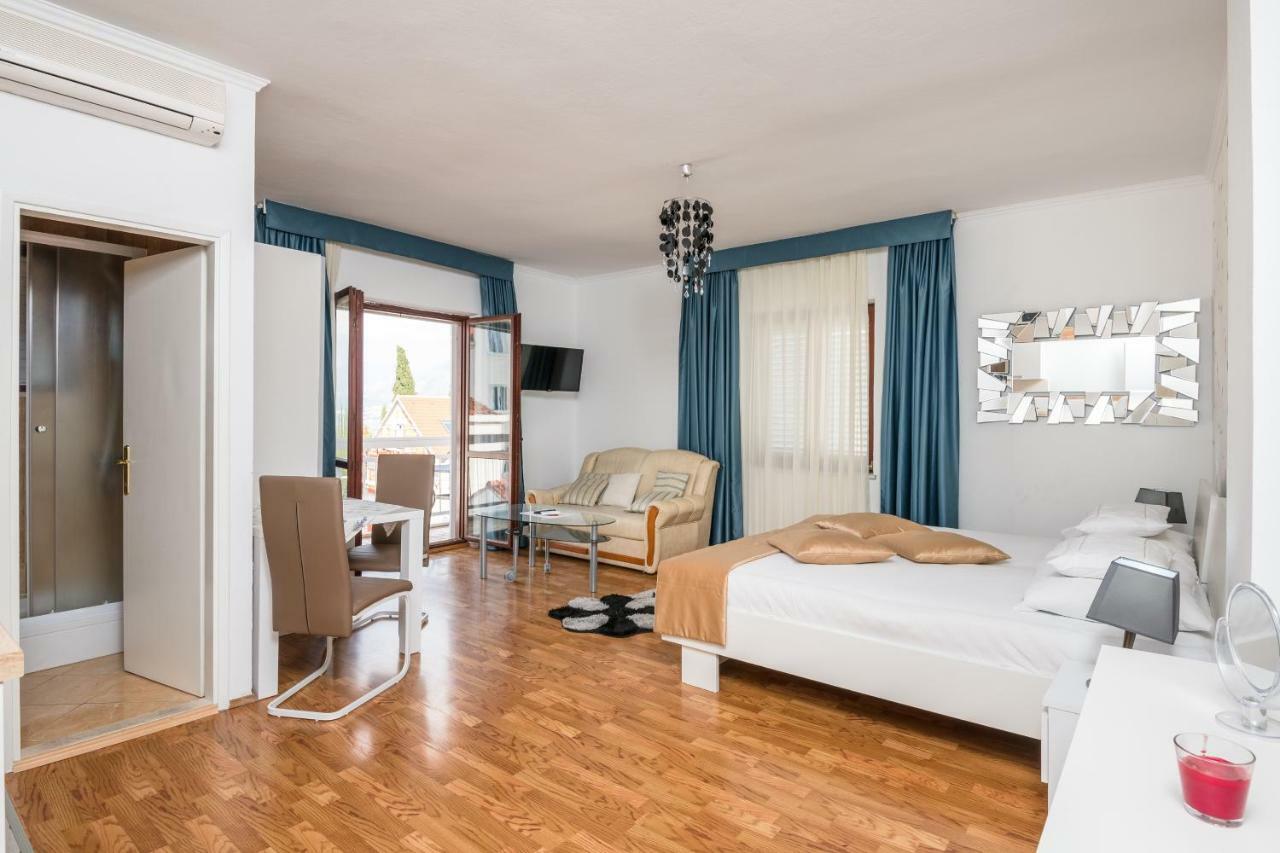 Villa Voinic 3 تْسافتات المظهر الخارجي الصورة